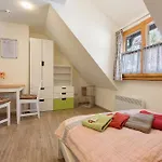 Ins Fischernetz - Hanser 3*
