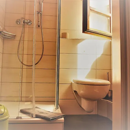 Πανσιόν Pension Ins Fischernetz - Hanser